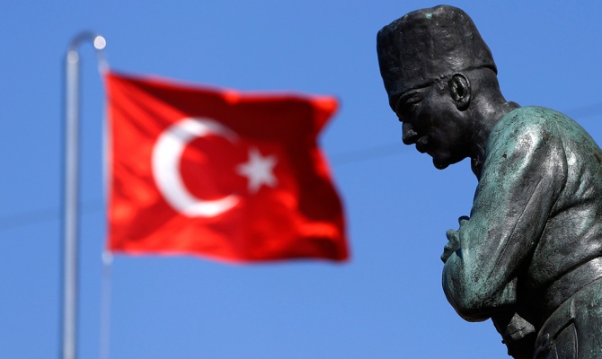 Турция не хочет участвовать в санкциях против России, заявили в Минэнерго