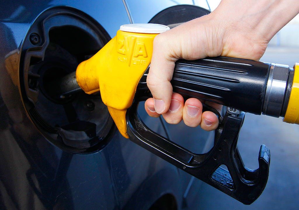 ФАС возбудила дело о манипулировании ценами на бензин