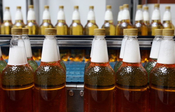 Запрет на продажу алкоголя в пластиковой таре не поможет в борьбе с пьянством