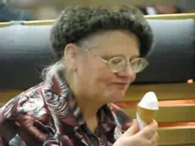 Березовские полицейские вернули домой пенсионерку, страдающую амнезией 