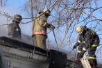 Кемеровские огнеборцы оперативно сработали на пожаре