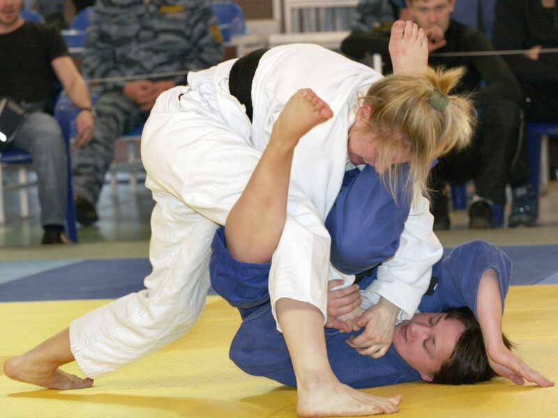 Кузбасские спортсменки успешно выступили на первенстве России по вольной борьбе среди девушек 1996-1997 года рождения 