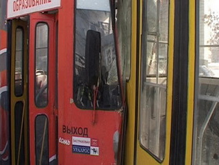 В Новокузнецке произошло столкновение двух трамваев