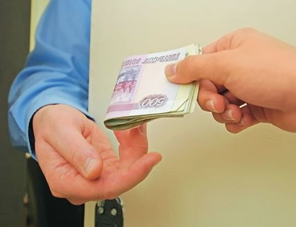Распоряжавшийся имуществом Новокузнецка чиновник осужден на 5 лет условно