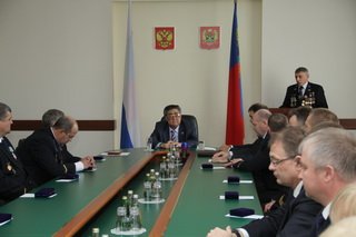 8 мая А.Г.Тулеев встретился с Героем Труда РФ, Героем Кузбасса Владимиром Мельником 