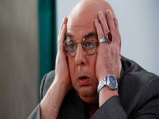 Заслуженный артист РФ В. Долинский подписал контракт с Новокузнецким драмтеатром