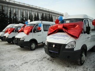 В честь Дня матери многодетные семьи Кузбасса получили новые автомобили «ГАЗель»