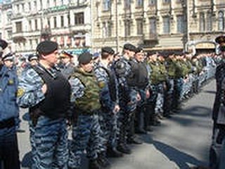 Бойцы и ветераны прокопьевского ОМОНа принимают поздравления с юбилеем подразделения 