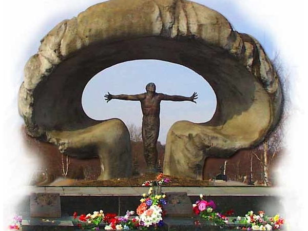 В Кузбассе проходят мероприятия, посвященные 28-й годовщине катастрофы на Чернобыльской атомной электростанции