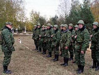 В Кузбассе военнослужащие помогают полицейским наводить порядок на городских улицах 