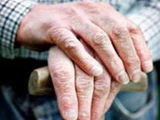 В Кемерово разыскивают «профессора», продавшего пенсионерке лекарство за 170 000 рублей