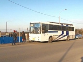 В Кузбассе задержали водителя, перевозившего пассажиров на неисправном автобусе
