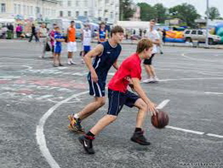 В Кузбассе прошли соревнования по уличному баскетболу «Оранжевый мяч» 