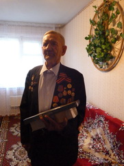 В Кузбассе 90-летний юбилей отметил участник Великой Отечественной войны