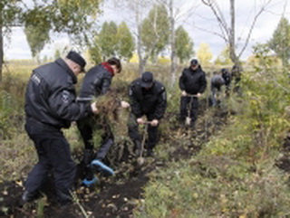 Начальник Главного Управления МВД России по Кемеровской области принял участие в Едином дне посадки леса