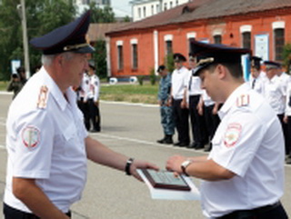 Сотрудники полиции Кемеровской области получили дипломы о высшем образовании в БЮИ МВД России