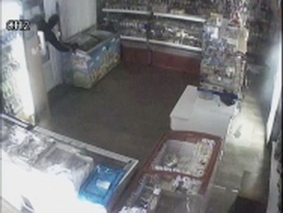 В Кемеровской области полицейские задержали подозреваемого в серии хищений из магазинов