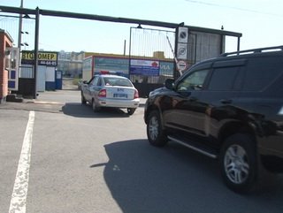 Житель Кемерово не смог перерегистрировать в ГИБДД дорогую иномарку 