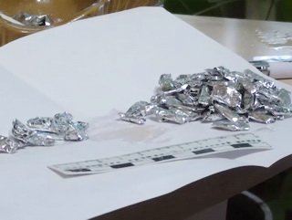 В Кемеровской области полицейские в результате спецоперации задержали группу наркоторговцев