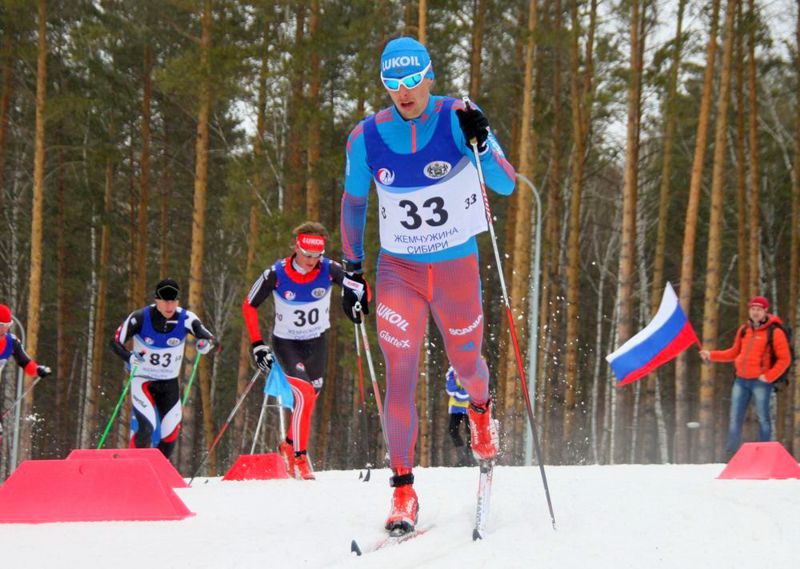 Лыжник Александр бессмертных лыжник