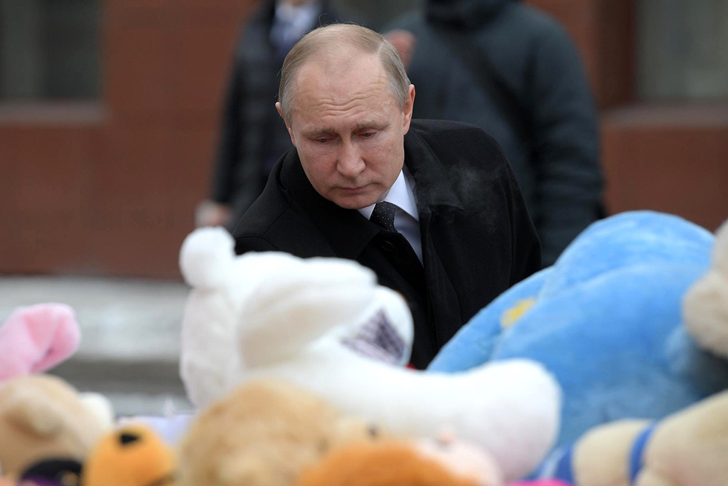 Путин подписал указ об объявлении траура в связи с трагедией в Кемерово