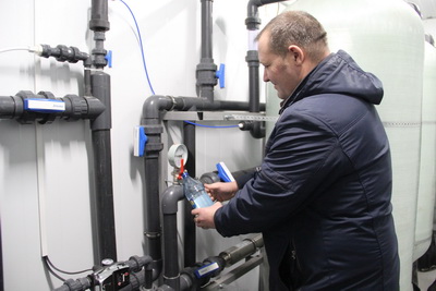 Первая станция водоочистки для жителей поселка Каракан пущена в Беловском районе