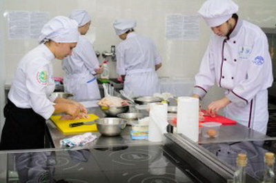 Кемеровский техникум индустрии питания и сферы услуг вошел в топ-100 лучших образовательных организаций