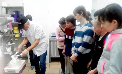 Кемеровчане побывали на производстве мороженого в Новосибирске 