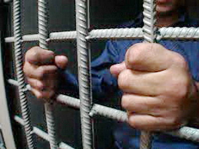 В Новокузнецке полицейские задержали рецидивистов, напавших на прохожего