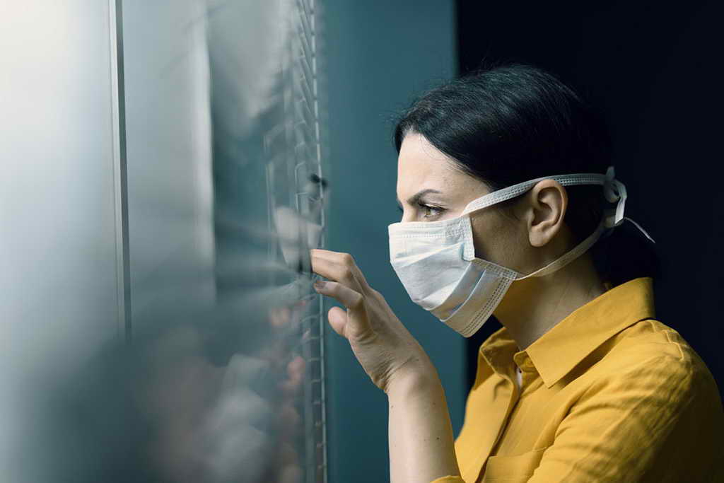 Ношение маски может снижать риск передачи COVID-19 на 50−80%