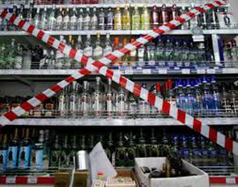 «Запреты надоели»: что в регионах думают о продаже алкоголя в праздники