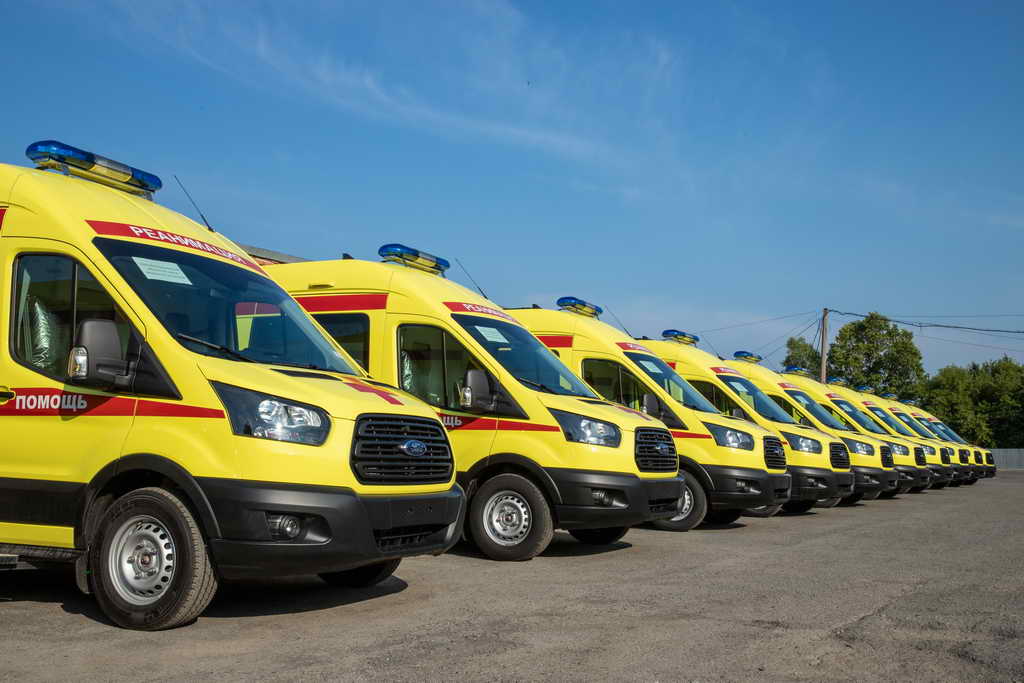 28 новых автомобилей скорой помощи пополнили автопарки медицинских организаций Кузбасса