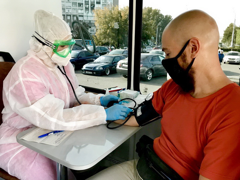 В Кузбассе начали работать передвижные пункты вакцинации от гриппа
