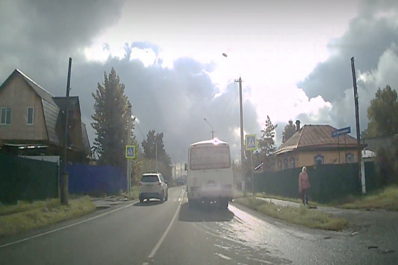 В Кемерово привлекли к ответственности водителя за выезд на полосу встречного движения