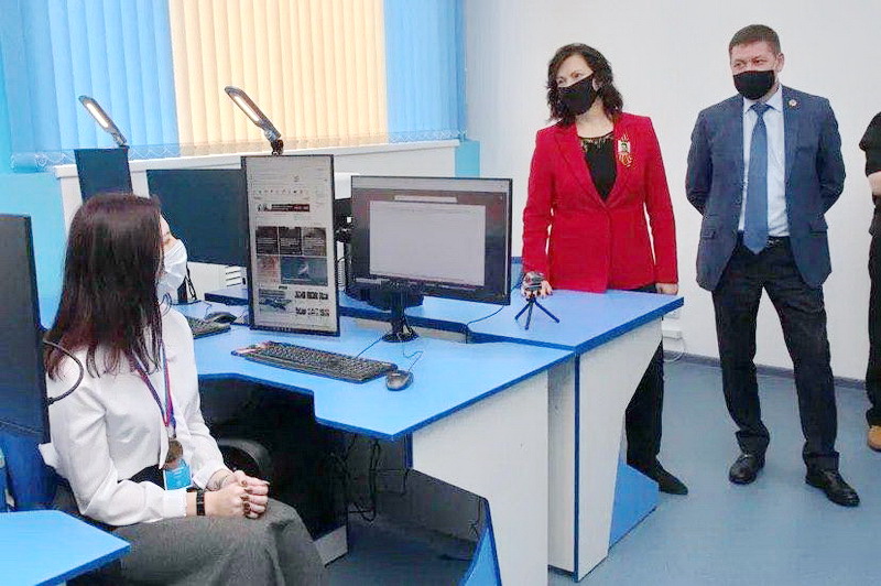 Пять мастерских открылись в Прокопьевском горнотехническом техникуме 