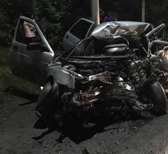 В Кемерове полицейские устанавливают обстоятельства ДТП, в результате которого погиб человек