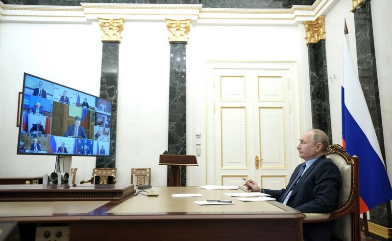 Президент России поставил задачу утвердить программу социально-экономического развития Кузбасса