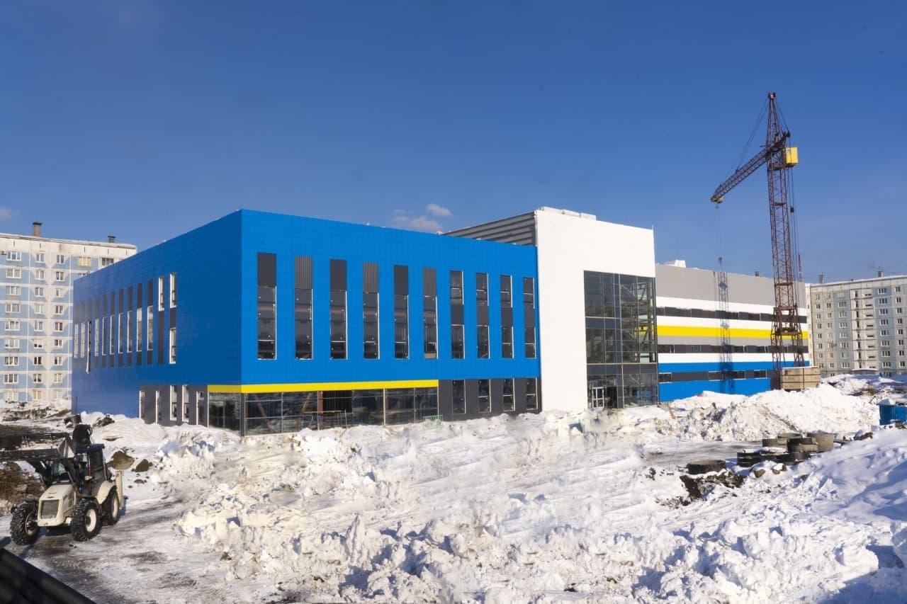 По поручению Сергея Цивилева спортивный комплекс с бассейном в Междуреченске откроется до конца года