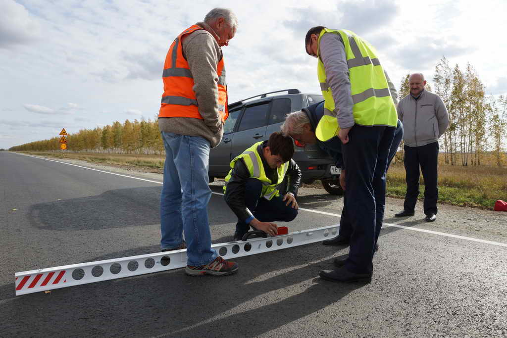 Качество отремонтированных дорог в Кузбассе оценили общественные контролеры