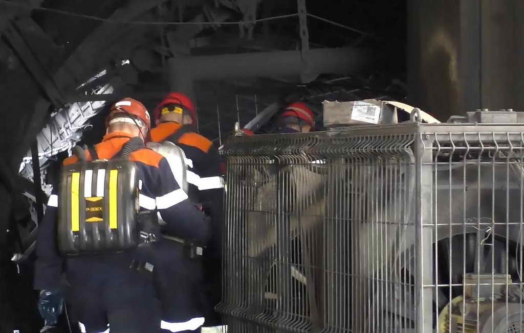 Горноспасатели ВГСЧ МЧС России продолжают повторное обследование горных выработок на шахте «Листвяжная»