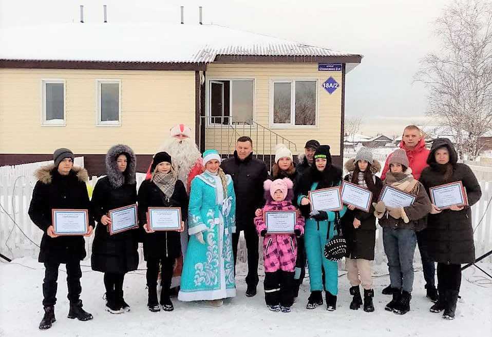 Восемь сирот в Яшкинском округе получили квартиры