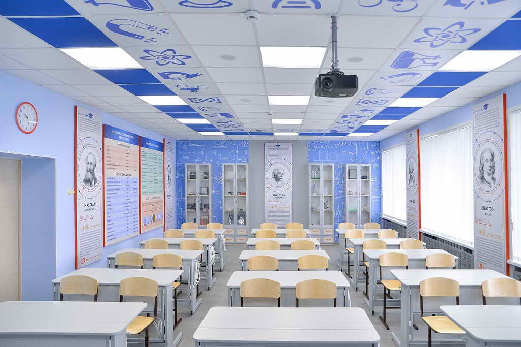 Кузбассу дополнительно выделят более 350 миллионов рублей на ремонт и оснащение школ