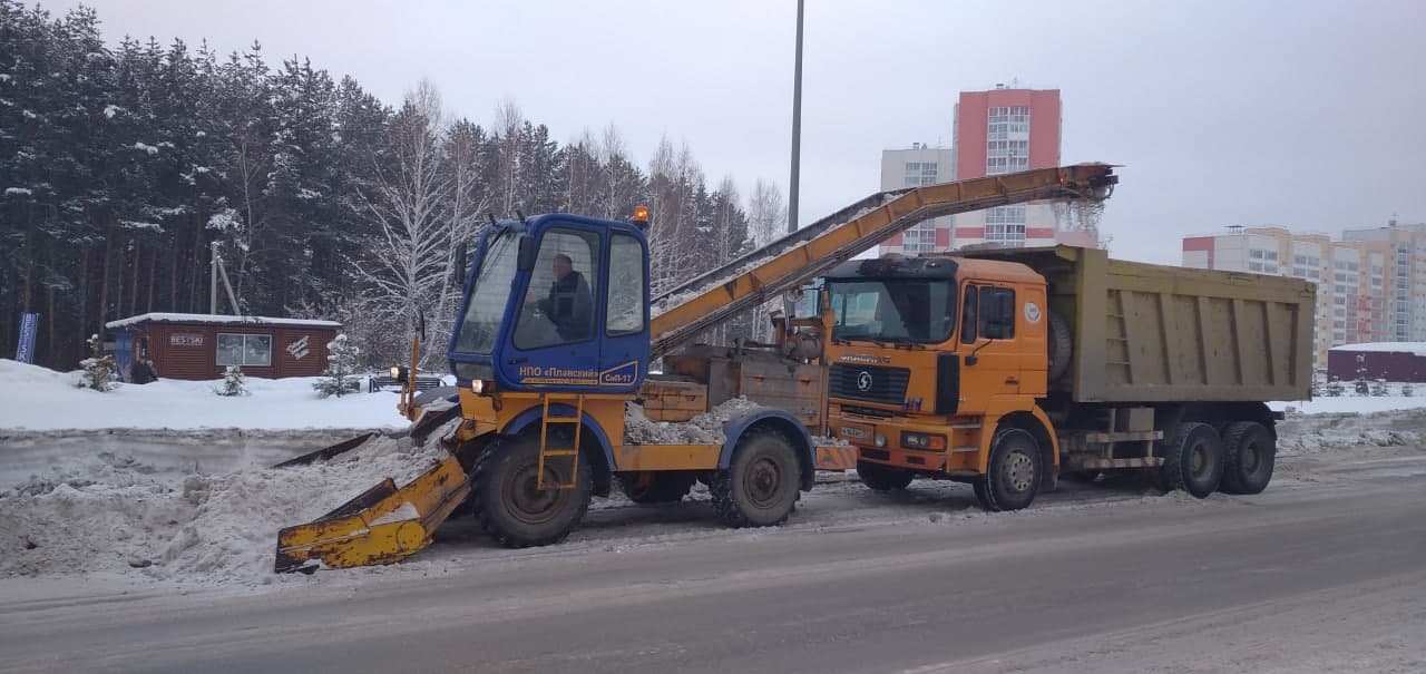 С начала зимнего сезона с дорог Кузбасса вывезено почти 2,5 млн кубометров снега