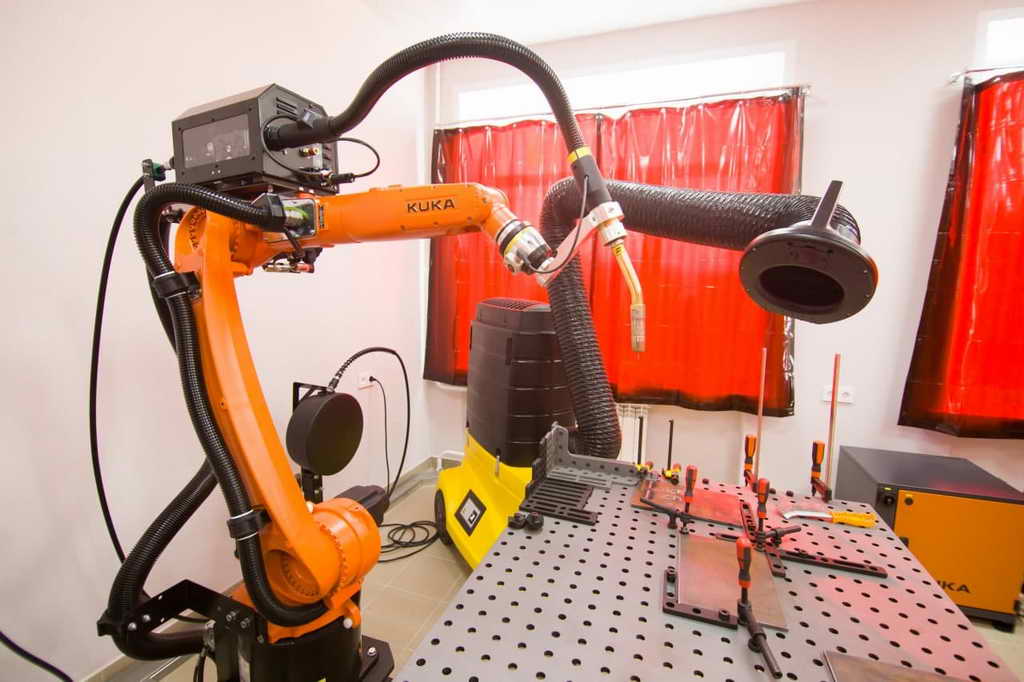 В КузГТУ открылся современный роботизированный центр