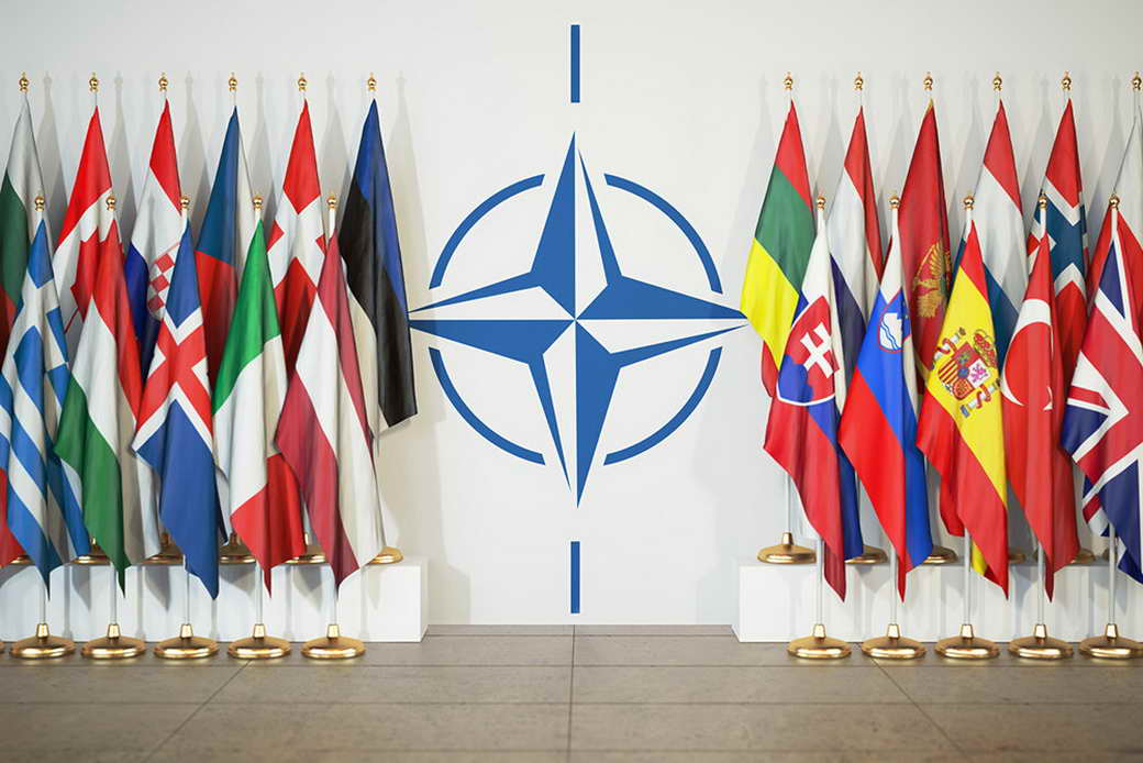 Столтенберг пригрозил России усилением НАТО у ее границ
