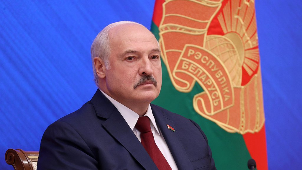Лукашенко заявил, что белорусские войска не принимают участия в спецоперации РФ в Донбассе