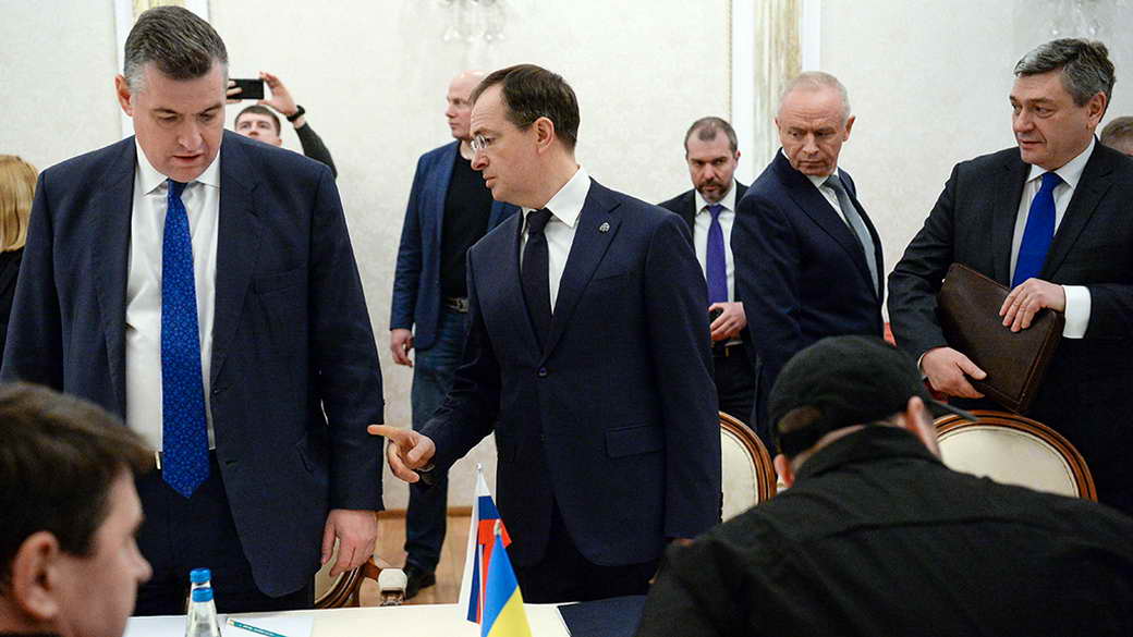 Переговоры делегаций России и Украины в Белоруссии идут более трех часов