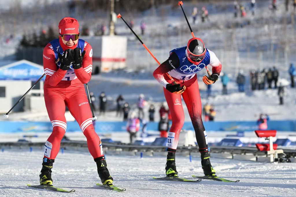 Лыжница Непряева завоевала серебро и принесла сборной России первую медаль на Олимпиаде