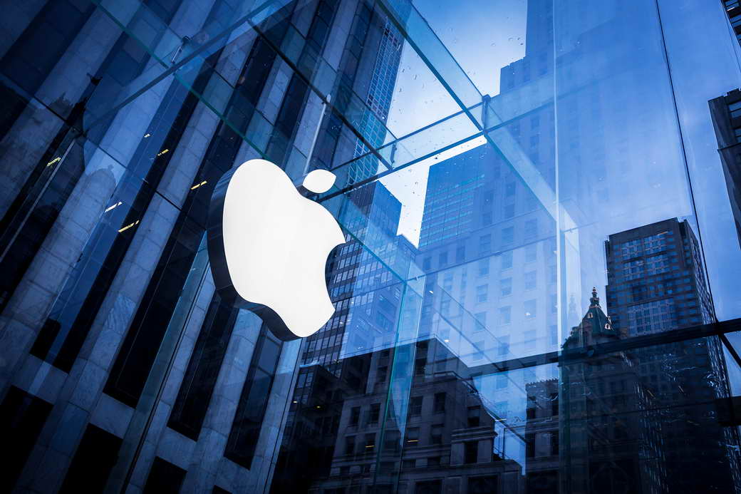 Apple прекратила продажи всей техники в России