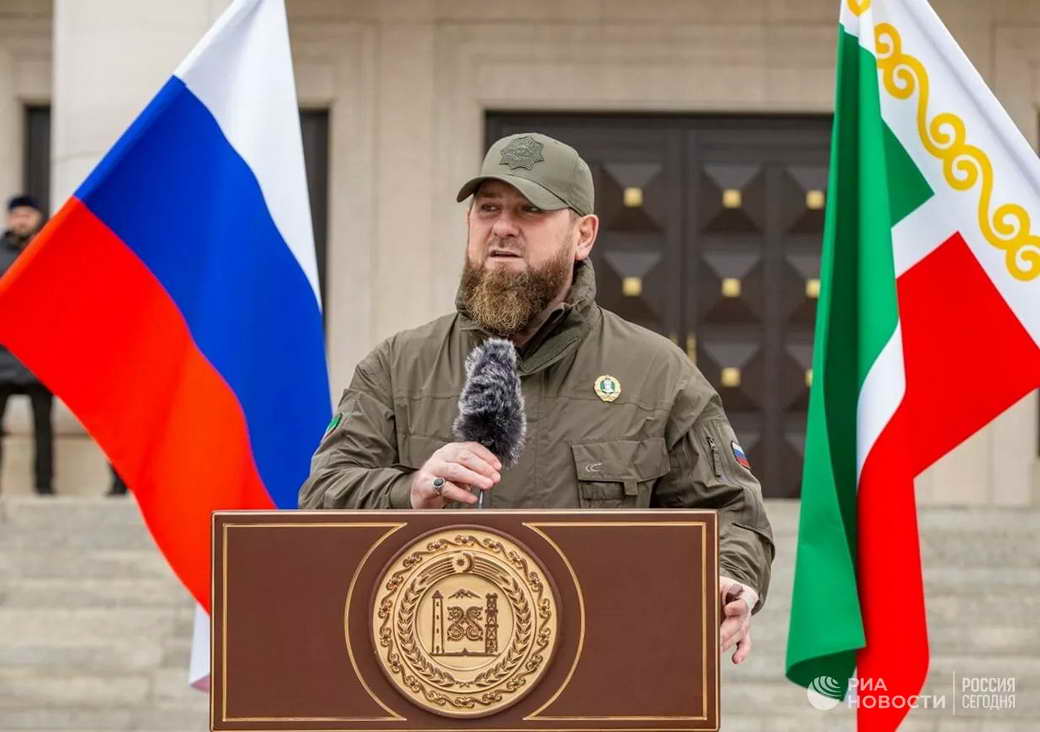 Кадыров сообщил об отправке новой группы добровольцев в Донбасс